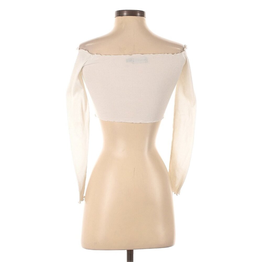 Pretty Little Thing White Long Sleeve Off Shoulder Ribbed Lettuce Hem Crop Top - Picture 7 of 10